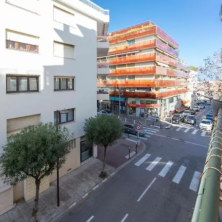 Renting Deux Pieces Climatise Centre D'antibes בית נופש *